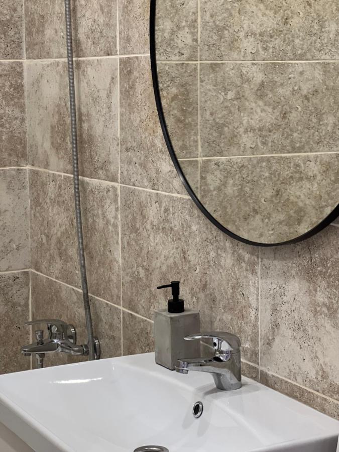 Amena Residence Chiajna Bagian luar foto