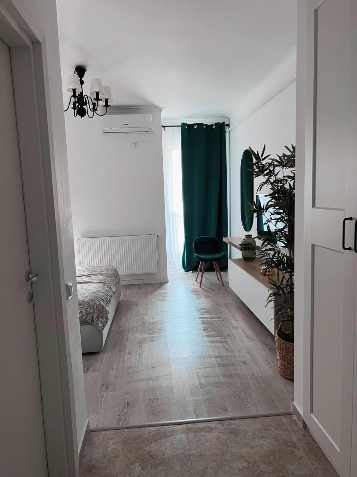 Amena Residence Chiajna Bagian luar foto